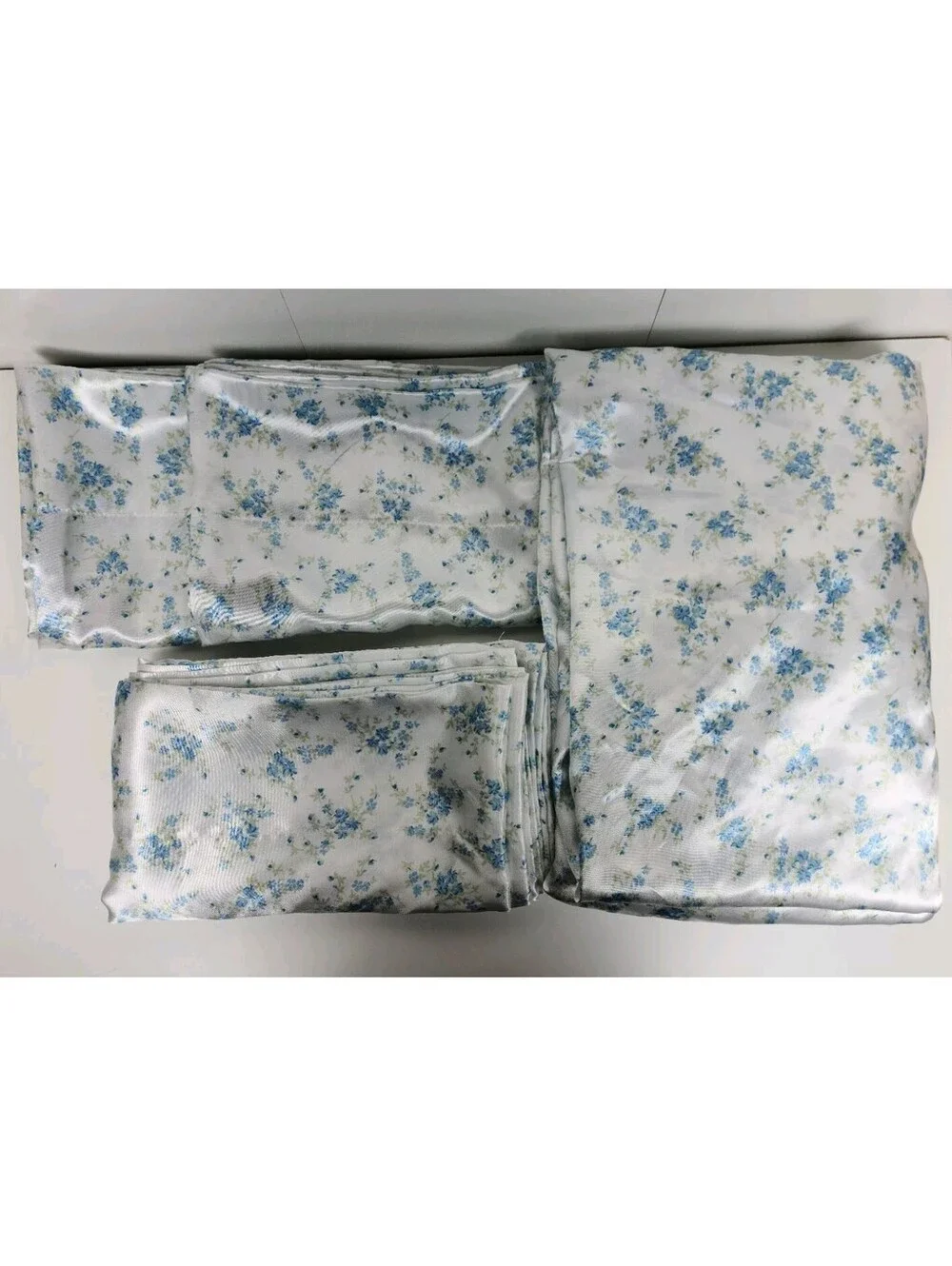Laura Ashley Queen Satin Sheet Set Blue Floral